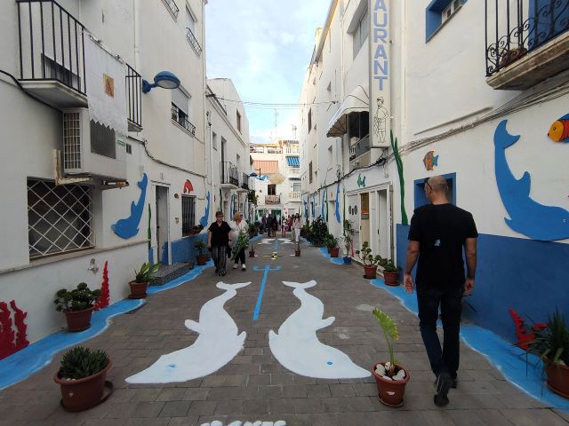 Descubre los Quinquenales de Alcanar, una fiesta única que se celebra cada cinco años en honor a la Virgen del Remedio. Vive una experiencia llena de tradición, devoción y actividades culturales en un pueblo que transforma sus calles en un espectáculo visual.